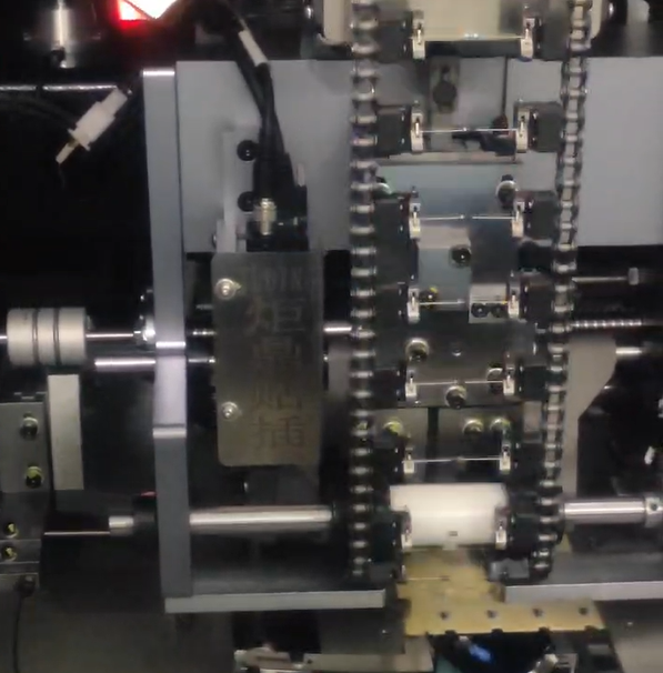 臥式電阻插件機：提升軸向元件插裝效率的專業化解決方案